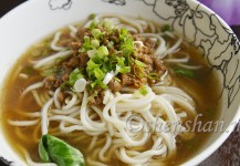 老成都清汤杂酱面